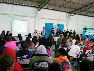 Palestra alerta sobre perigo das drogas em Imbé