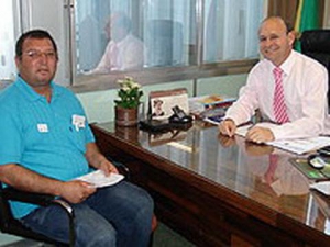 Vereador eleito de Cidreira visita deputado Miki Breier