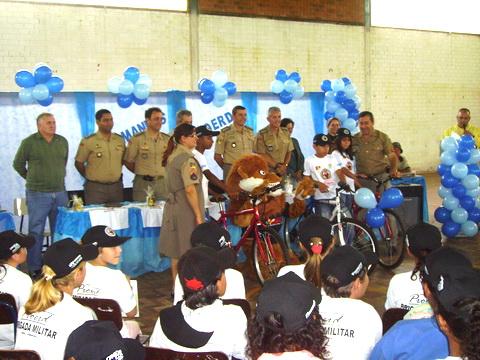 3º Pelotão realiza formatura do PROERD em Balneário Pinhal