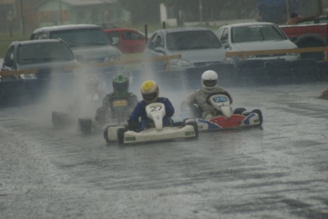 Lucas Girotto e Saul Leite Jr vencem 14º Kart Mel em B. Pinhal