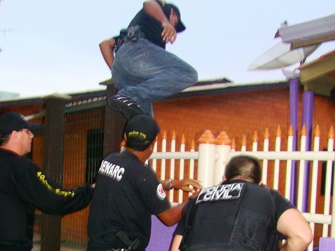 Operação apreende crack em ponto de tráfico em frente a Posto de Saúde em Arroio do Sal