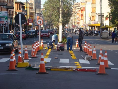 Trânsito muda próximo a rodoviária de Torres