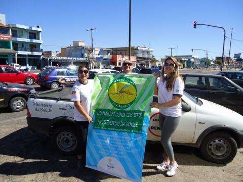 Agentes realizam blitz de prevenção à Dengue em Tramandaí