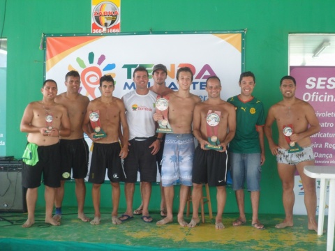4º Campeonato de Futevôlei teve a participação de 8 duplas em Tramandaí