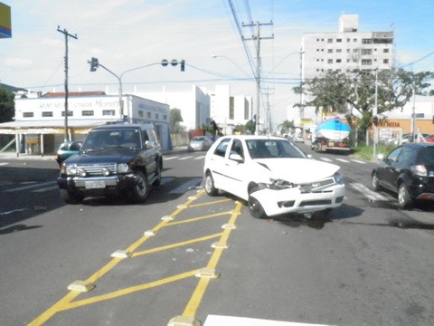 Colisão com danos materiais ocorre em Osório