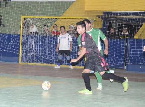 Primeira fase do Municipal de Futsal está chegando ao fim em Imbé