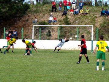 Guarani sai na frente na final do Municipal em Torres