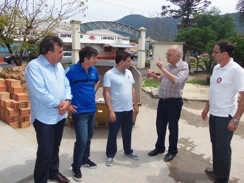 Deputado eleito, Gabriel Souza, visita hospital de Osório