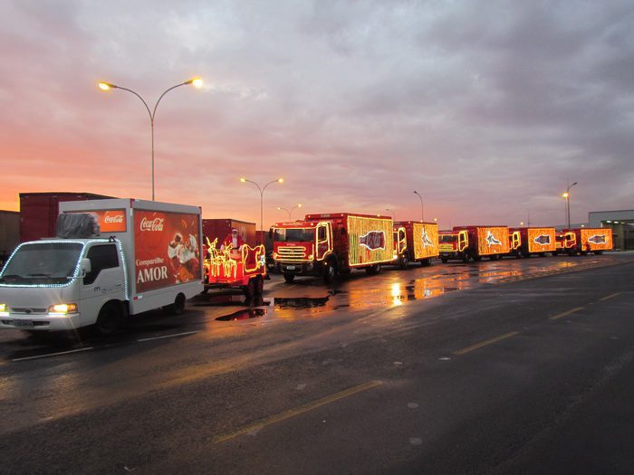 Caravana de Natal Coca-Cola chega ao Litoral Norte neste sábado