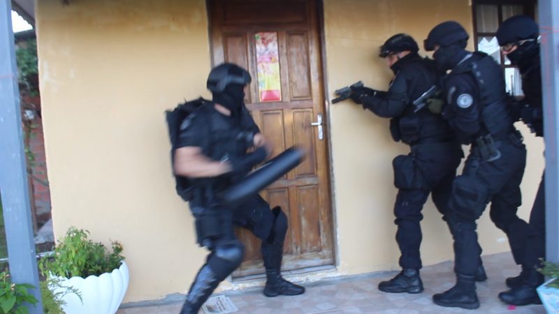 Polícia realiza ação contra o tráfico de drogas em Santo Antônio da Patrulha