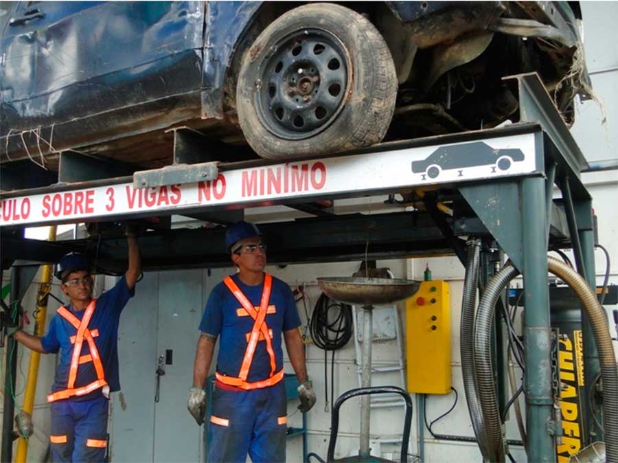 Detran/RS inicia reciclagem de sucatas de veículos em Tramandaí