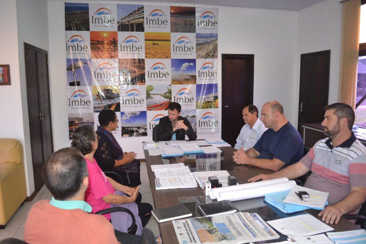 Associação de Moradores do Balneário Presidente esteve reunida com prefeito