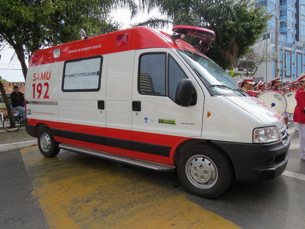 Unidade SAMU de Tramandaí recebe nova ambulância