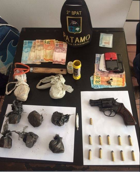 BM prende por tráfico e porte ilegal de arma em Torres