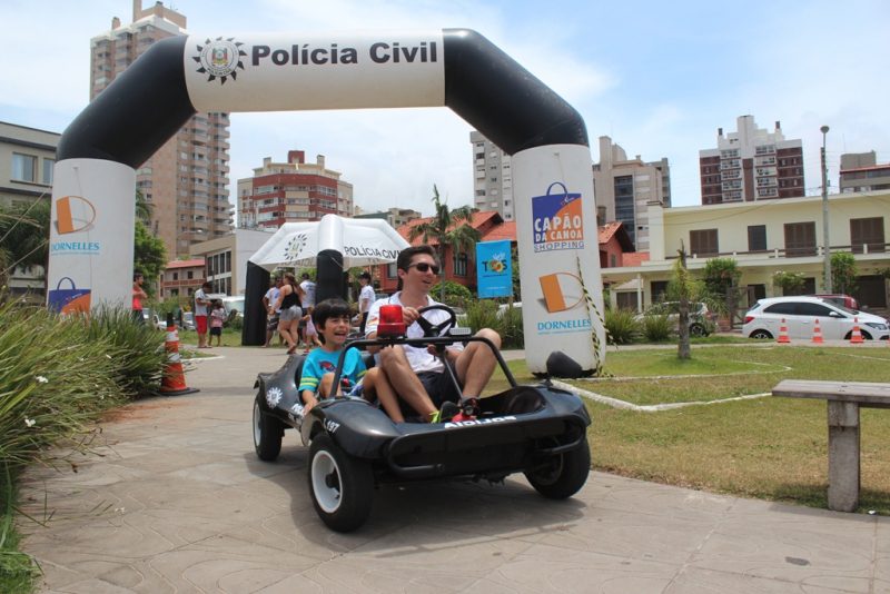 Polícia Civil realiza atividades esportivas e educativas em Torres