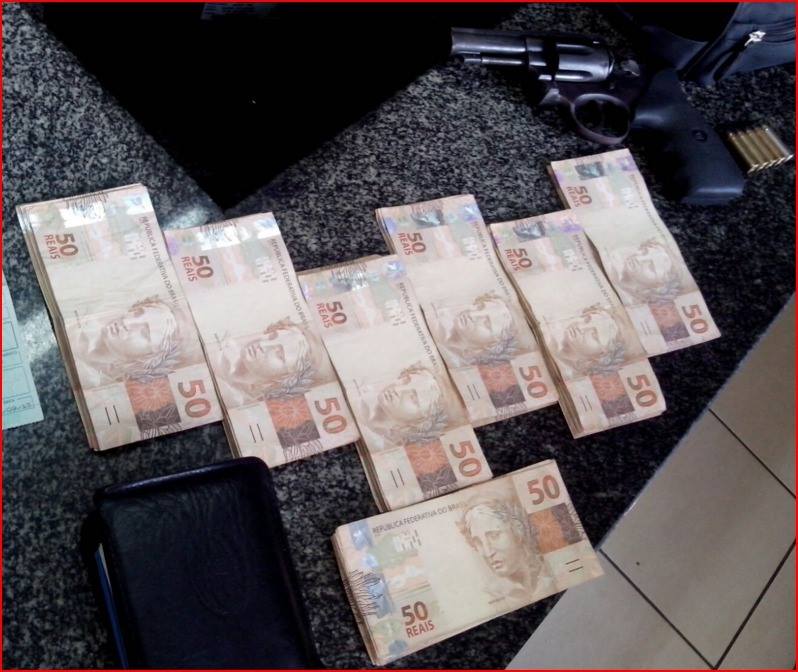 Trio é preso após roubar mais de R$ 6 mil em saída de banco no Litoral