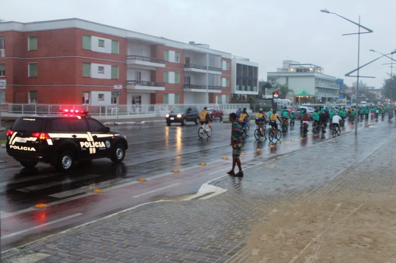 Polícia Civil participa de passeio ciclístico em Torres