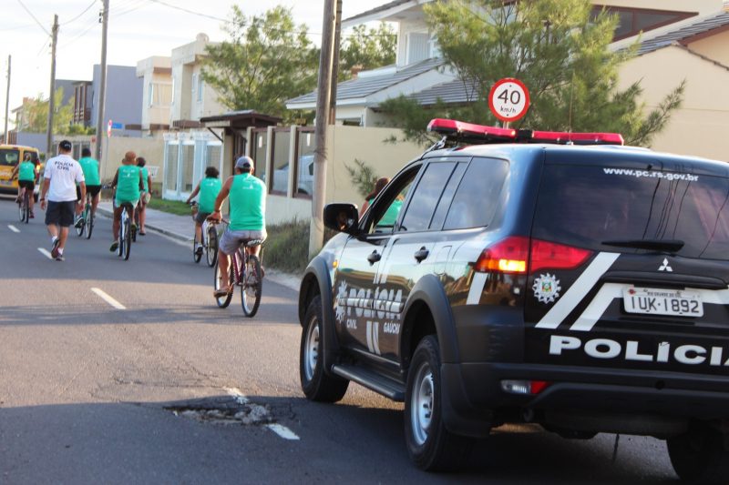 Polícia Civil participa de Passeio Sobre Rodas em Atlântida Sul