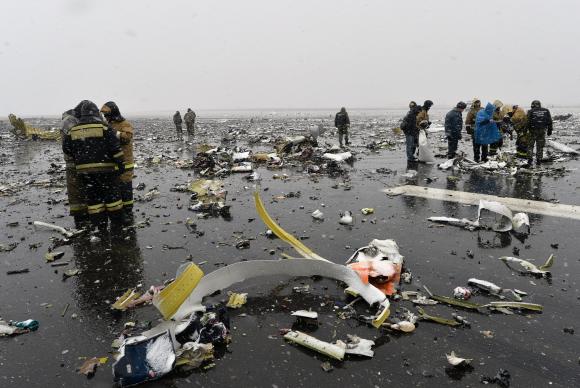 Avião cai na Rússia durante pouso e mata 62 pessoas