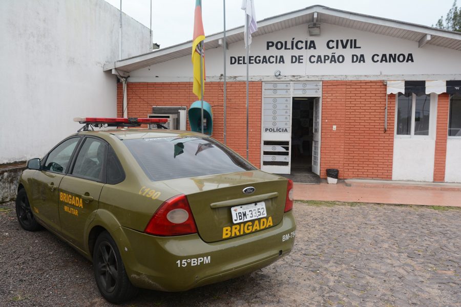 Dupla é detida após realizar arrastão em parada de ônibus de Capão da Canoa