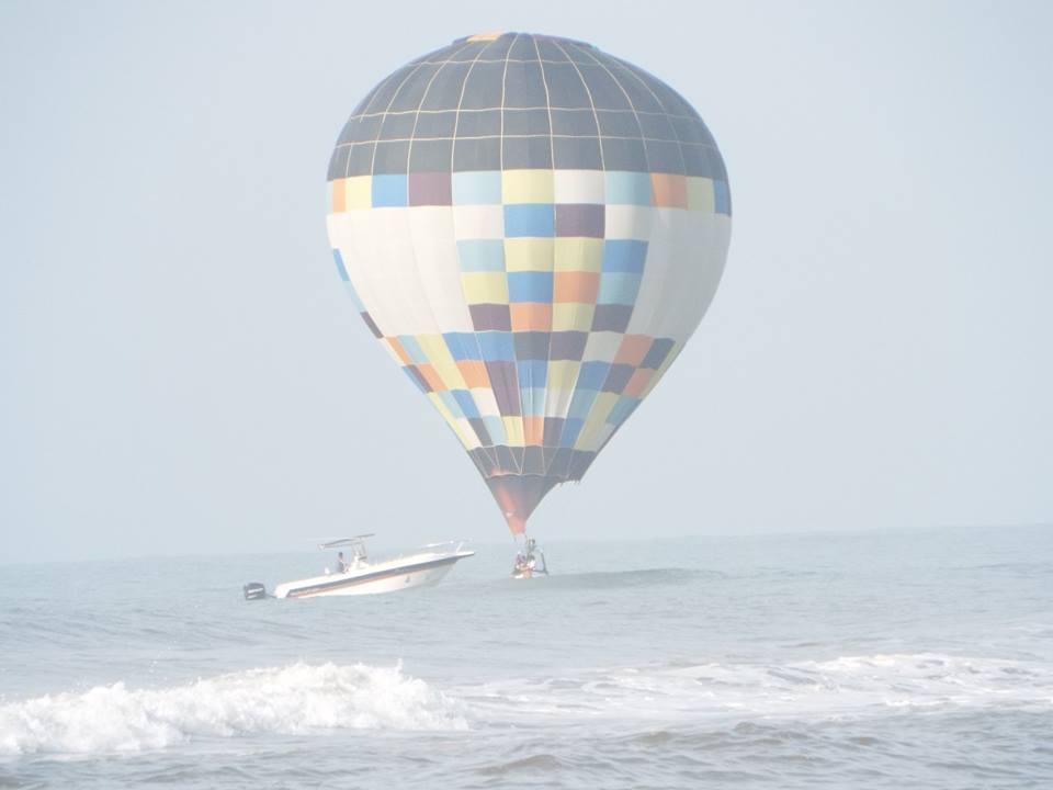 Queda de balões no mar de Torres mobiliza bombeiros