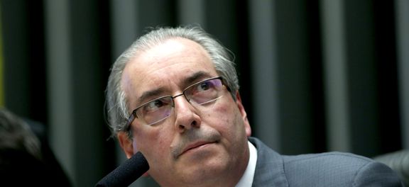 Ministro do STF determina afastamento de Cunha do mandato de deputado