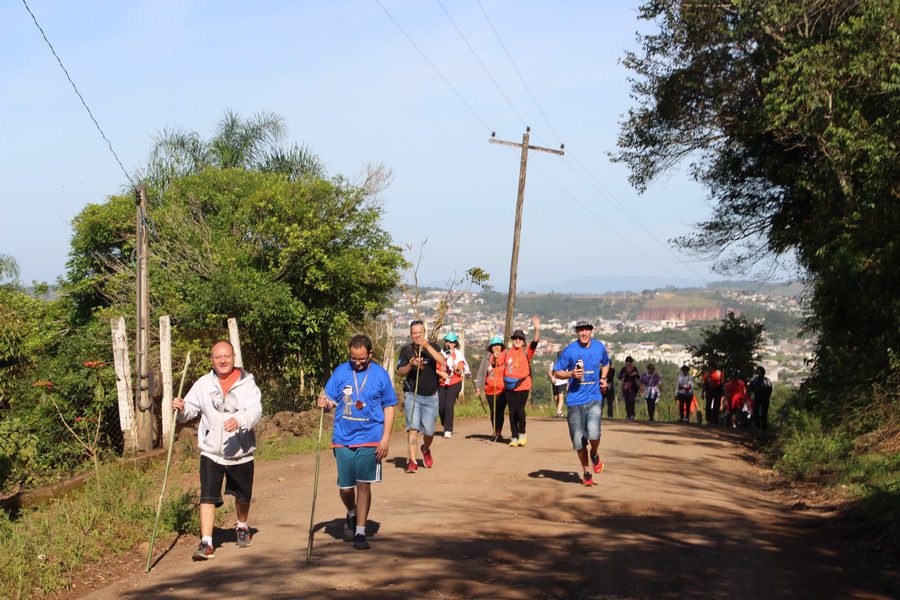 Nova Caminhada pelo Caminho Gaúcho de Santiago acontece em Santo Antônio