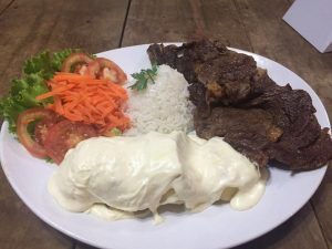 Nova opção na gastronomia do Litoral: inaugurou em Osório, o Autos da Borússia
