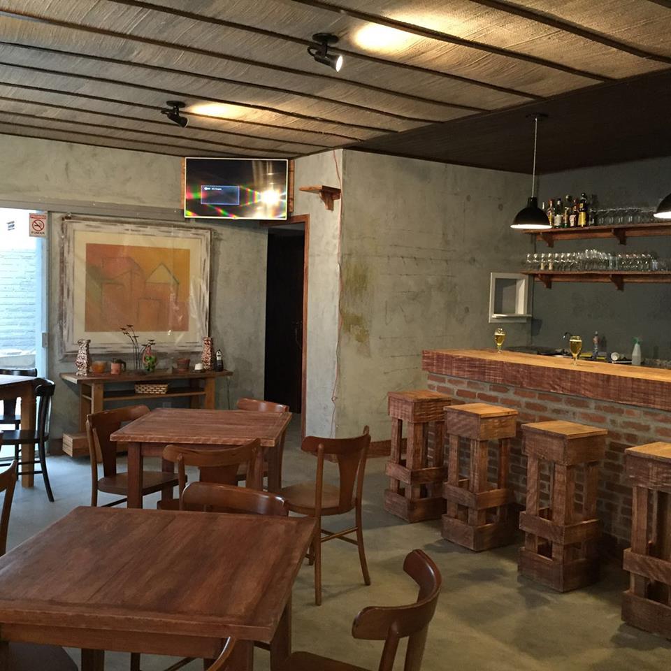 Classimania: vende-se Pub em pleno funcionamento no centro de Osório