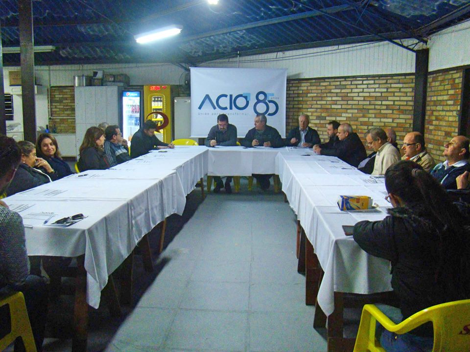 Reunião de diretoria da ACIO foi realizada no quiosque do Supermercado Dalpiaz
