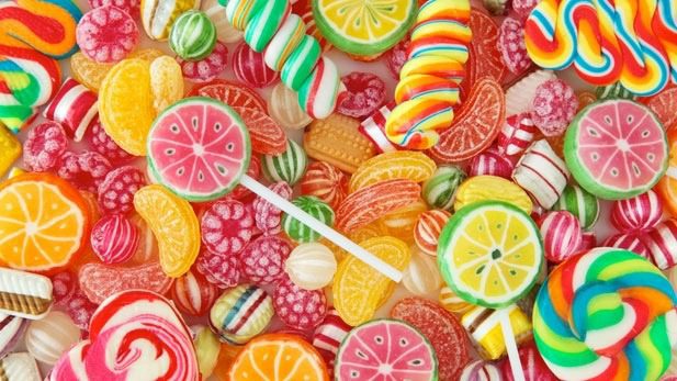 Brasileiro consome doces e refrigerantes em excesso, mostra estudo