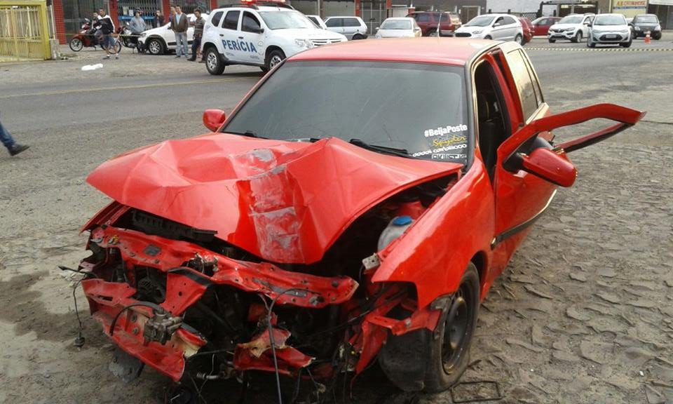 Motorista morre ao colidir carro em poste em Capão da Canoa