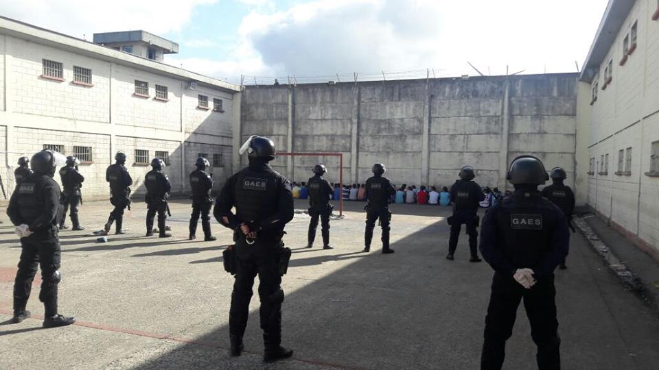 Agentes executam nova operação e apreendem drogas, celulares e facas na penitenciária de Osório