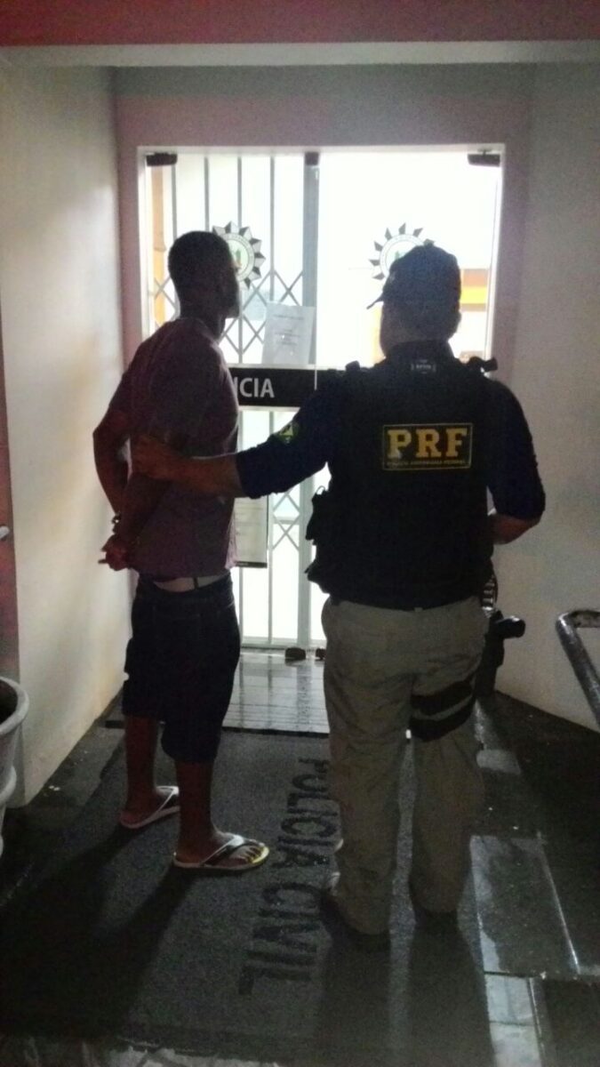 Preso em Osório homem acusado de traficar drogas perto de escola