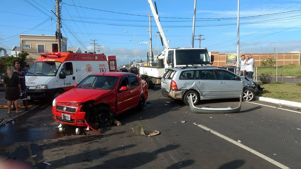 Acidente de trânsito envolve dois veículos em Osório