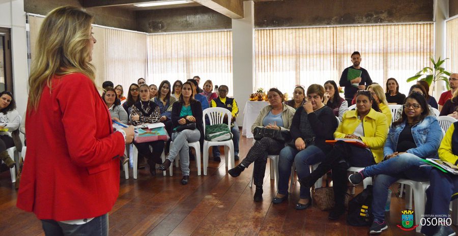 Profissionais da Educação participam de reunião com Jogue Limpo em Osório