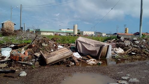Internauta reclama de "lixão a céu aberto" em Tramandaí