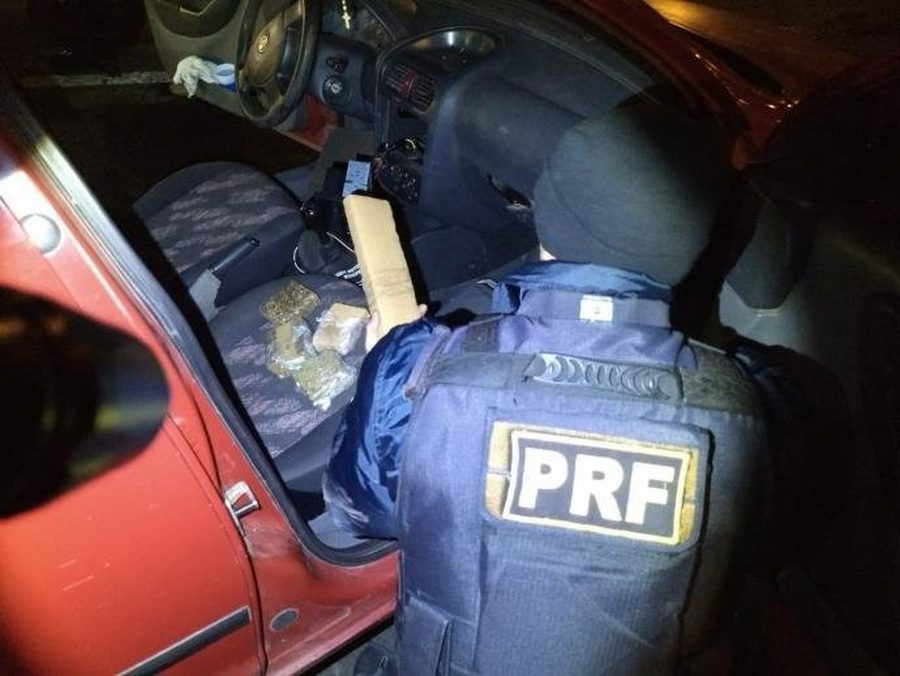 Moradores de Osório são presos por tráfico de drogas na freeway