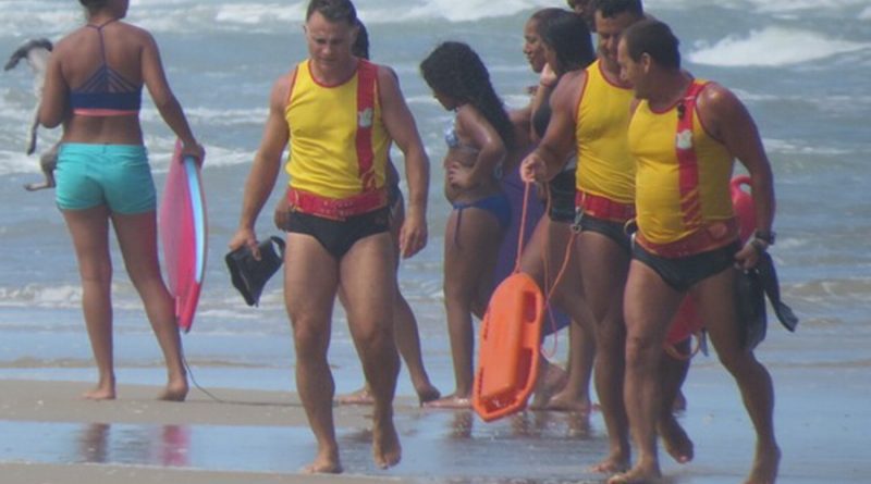 Adolescente morre afogado na praia de Mariluz