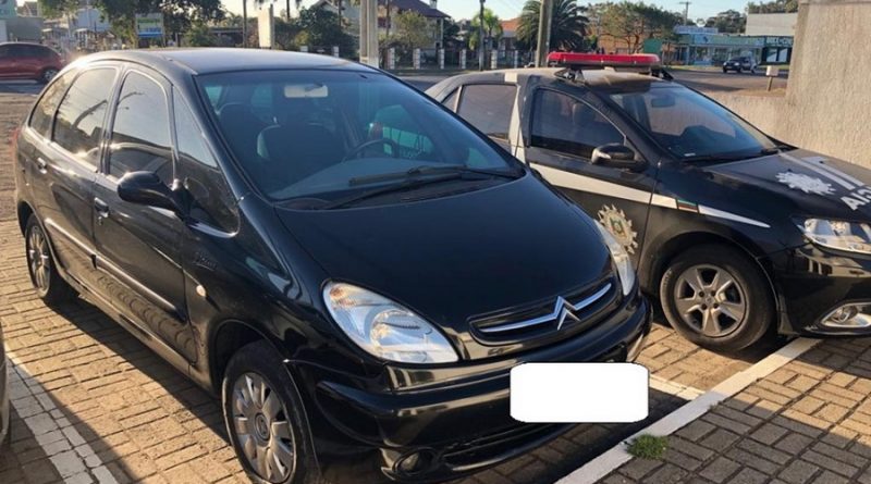 Homem cai em golpe ao comprar carro anunciado na internet