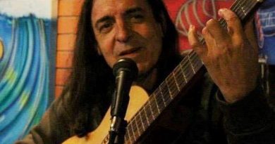 Morre aos 68 anos o cantor e compositor Loreno Santos
