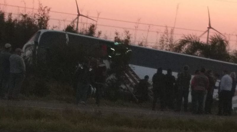 Ônibus da empresa osoriense São José sofre acidente na RS-030