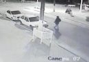 Câmera de vigilância flagra furto de veículo em Tramandaí (vídeo)