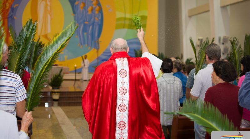 Catedral inicia Semana Santa sem a participação de fiéis em Osório