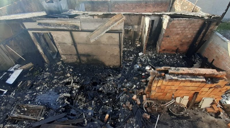 Incêndio mata idoso em residência em Capão da Canoa