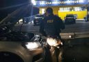 Motorista é preso após fugir da polícia e dirigir em alta velocidade na Freeway