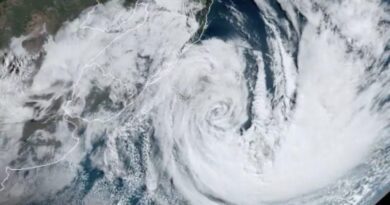 Ciclone na costa se transforma em tropical: veja rota atualizada