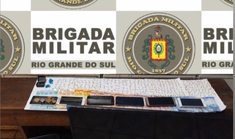 BM prende criminosos com mais de 360 pedras de crack em Santo Antônio da Patrulha