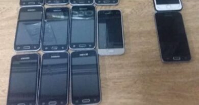 BM evita arremesso de 11 celulares para o interior da penitenciária de Osório