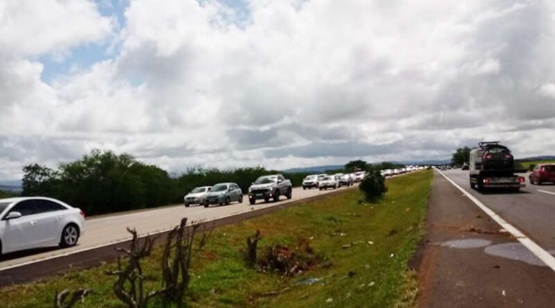 CCR prevê mais de 1 milhão de veículos no feriado nas rodovias gaúchas